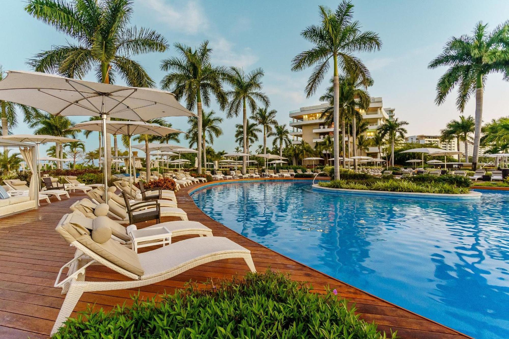 The Grand Luxxe Three Bedroom Spa Suite Nuevo Vallarta Exterior foto